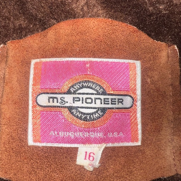 Ms. PIONEER Rust Brown Suede & Leather Trim Shearling Jacket - Picture 4 of 8